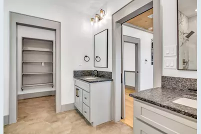 2401 33rd Street, Galveston, TX 77550 - Photo 32