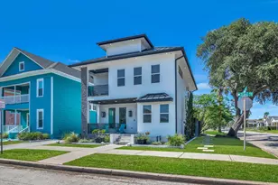 2401 33rd St, Galveston, TX 77550 - Photo 2