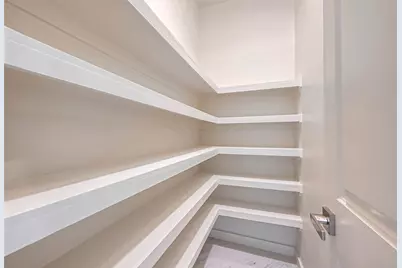 910 King Street, Houston, TX 77022 - Photo 18