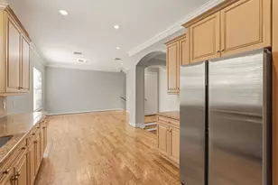 822 Stuart St, Houston, TX 77006 - Photo 12