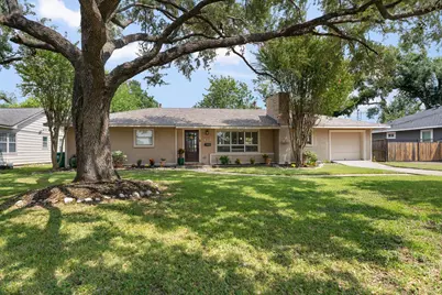 4602 Randwick Drive, Houston, TX 77092 - Photo 4