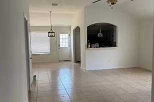 4026 Redwood Hill Ct, Fresno, TX 77545 - Photo 2