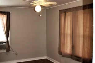 6622 Church St, Wallis, TX 77485 - Photo 8