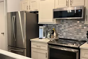 7063 N Holiday Dr, Galveston, TX 77550 - Photo 14