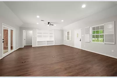 2418 Pebble Lake Drive, Magnolia, TX 77354 - Photo 8