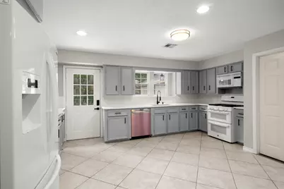 2418 Pebble Lake Drive, Magnolia, TX 77354 - Photo 12