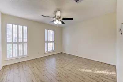 5810 Boyce Springs Drive, Houston, TX 77066 - Photo 24