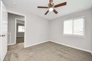 9638 Ravensworth Dr, Houston, TX 77031 - Photo 28