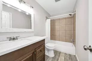 9638 Ravensworth Dr, Houston, TX 77031 - Photo 18
