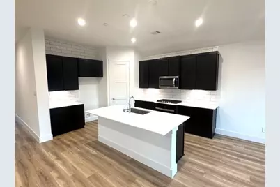 255 Springfield Terrace Court, Conroe, TX 77304 - Photo 6