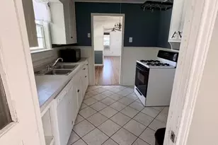 732 4th St, Sealy, TX 77474 - Photo 12