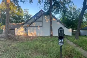 1310 Glouchester Ln, Houston, TX 77073 - Photo 2