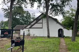 1310 Glouchester Ln, Houston, TX 77073 - Photo 1