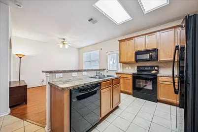 3206 Pearl Bluff Lane, Houston, TX 77047 - Photo 6