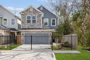 9215 Noel St, Houston, TX 77033 - Photo 1