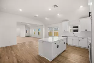 8314 Amethyst Valley Ln, Angleton, TX 77515 - Photo 12