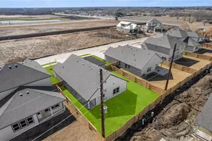 8314 Amethyst Valley Ln, Angleton, TX 77515 - Photo 6