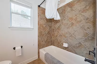 157 E Frontera Circle, The Woodlands, TX 77382 - Photo 36