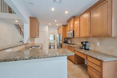 157 E Frontera Circle, The Woodlands, TX 77382 - Photo 14