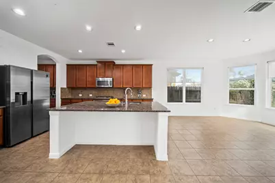 4663 Rockton Hills Lane, Sugar Land, TX 77479 - Photo 10