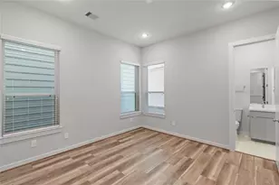 608 Thornton Oaks Ln, Houston, TX 77018 - Photo 12