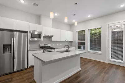 608 Thornton Oaks Lane, Houston, TX 77018 - Photo 1