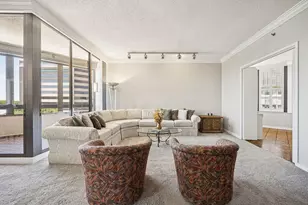 5555 Del Monte Dr, Houston, TX 77056 - Photo 14