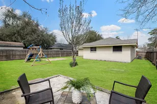 522 Hollyvale Dr, Houston, TX 77060 - Photo 16