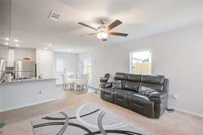 8007 Vanilla Orchid Drive Drive, Houston, TX 77016 - Photo 4