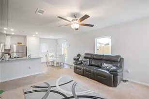 8007 Vanilla Orchid Dr Dr, Houston, TX 77016 - Photo 4