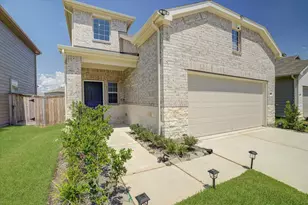 16957 Juniper Blossom Bnd, Conroe, TX 77302 - Photo 2