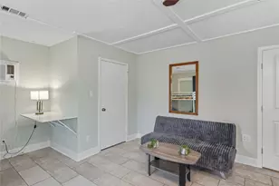 8822 Ryton Ln, Houston, TX 77088 - Photo 32