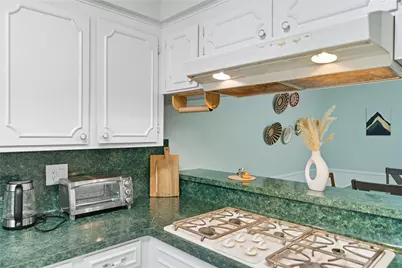 8822 Ryton Lane, Houston, TX 77088 - Photo 26
