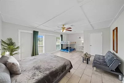 8822 Ryton Lane, Houston, TX 77088 - Photo 30