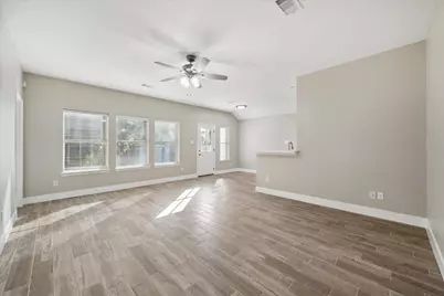 1206 Halls Bridge, League City, TX 77573 - Photo 2