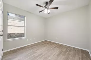 1206 Halls Bridge, League City, TX 77573 - Photo 10