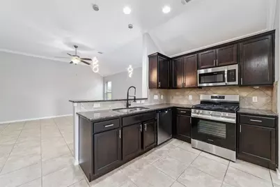6834 Pear Point Lane, Richmond, TX 77469 - Photo 12
