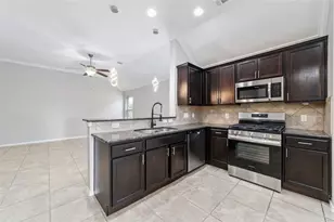 6834 Pear Point Ln, Richmond, TX 77469 - Photo 12