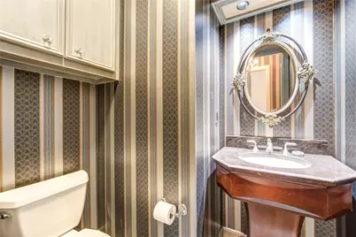 2510 Potomac Drive #B, Houston, TX 77057 - Photo 20