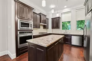816 Yale St, Houston, TX 77007 - Photo 4