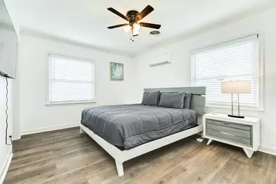 105 Marlin Avenue, Galveston, TX 77550 - Photo 14