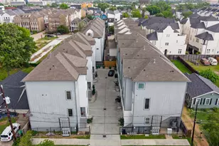 1565 W 22nd St, Houston, TX 77008 - Photo 32