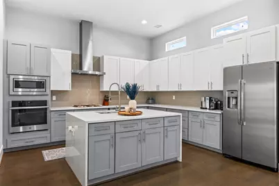 1565 W 22nd Street, Houston, TX 77008 - Photo 8