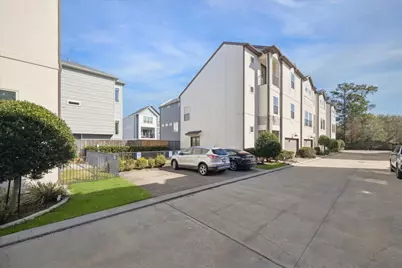10906 Brookeshire Chase Lane, Houston, TX 77043 - Photo 36