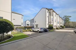 10906 Brookeshire Chase Ln, Houston, TX 77043 - Photo 36