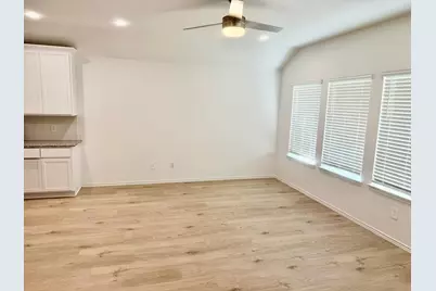 4922 Oakwood Drive, Fresno, TX 77545 - Photo 6