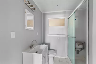 126 W Grenfell Lane, Houston, TX 77076 - Photo 8