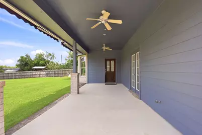 1606 Bayou Breeze Drive, Baytown, TX 77523 - Photo 38