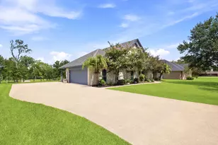1606 Bayou Breeze Dr, Baytown, TX 77523 - Photo 4