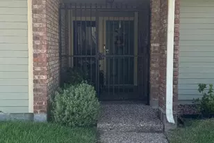 6928 Lasker Dr, Galveston, TX 77551 - Photo 2